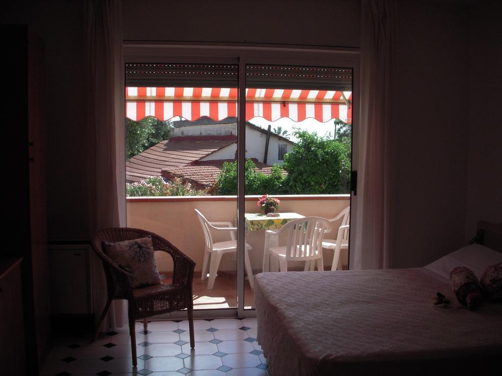 Residence Hotel Edy Imperia Ngoại thất bức ảnh